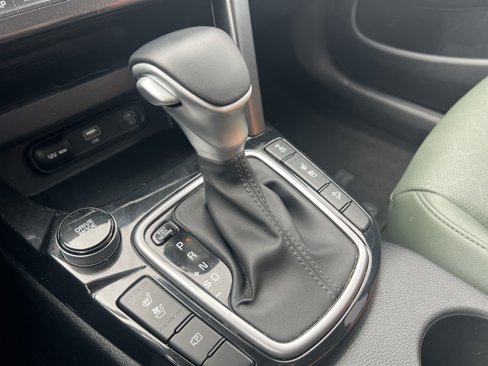 Used 2024 Kia Seltos SX w/ SX Sunroof Package image 26