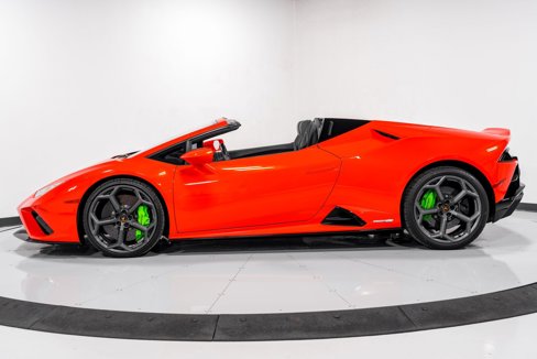 Used 2023 Lamborghini Huracan EVO image 6