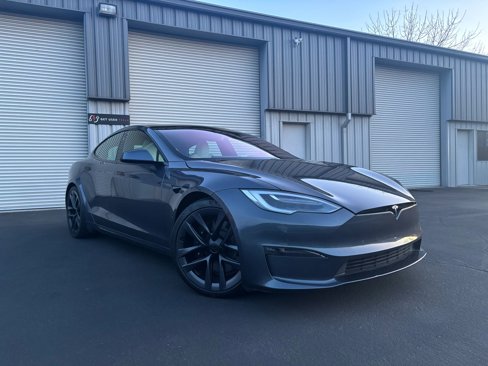 Used 2022 Tesla Model S Plaid image 1