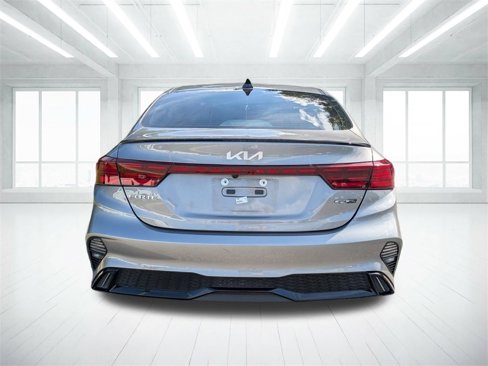 Used 2023 Kia Forte GT-Line image 4
