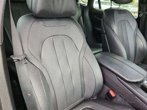 Used 2015 BMW X6 xDrive50i image 26