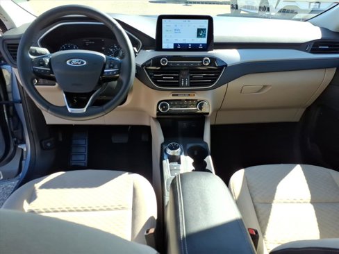 Used 2022 Ford Escape SE w/ Cold Weather Package image 14