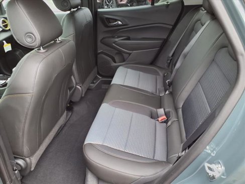 New 2025 Chevrolet Trax LT w/ Driver Confidence Package image 6
