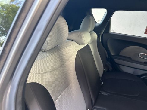 Used 2018 Kia Soul image 22