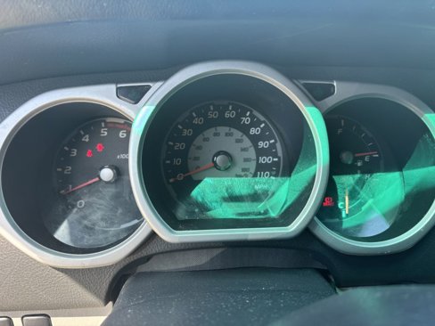 Used 2004 Toyota 4Runner SR5 image 9