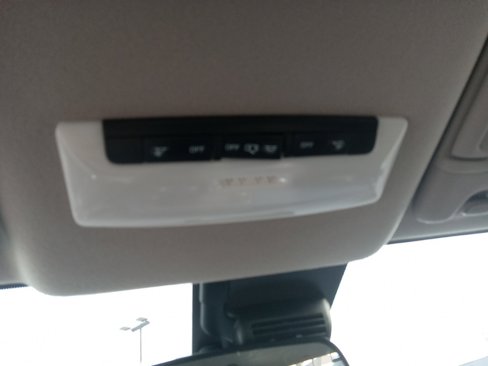 New 2024 Nissan Versa SV w/ Trunk Package image 18