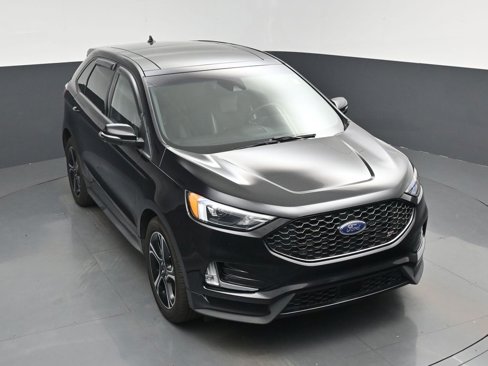 Used 2019 Ford Edge ST w/ Cold Weather Package image 20