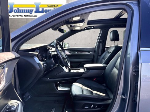 Used 2021 Cadillac XT6 Premium Luxury image 9