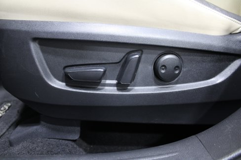 Used 2019 INFINITI QX50 Essential w/ Premium Heat Package image 4