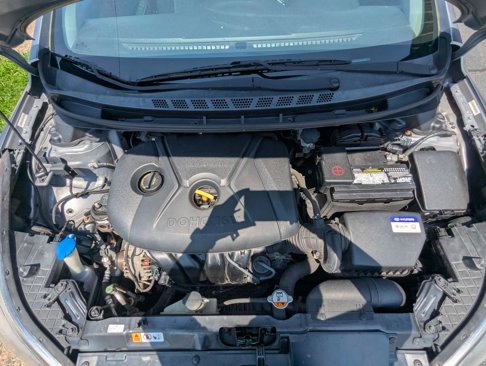 Used 2013 Hyundai Elantra GLS w/ Preferred Pkg image 15