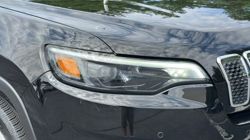 Used 2021 Jeep Cherokee Limited w/ Elite Package image 4