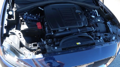 Used 2019 Jaguar F-PACE Prestige image 10