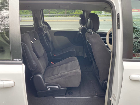 Used 2014 Dodge Grand Caravan SE w/ Quick Order Package 29E SE image 14
