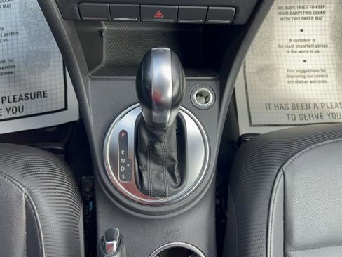 Used 2014 Volkswagen Beetle 2.5 image 19