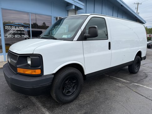 Used 2008 Chevrolet Express 1500 image 1