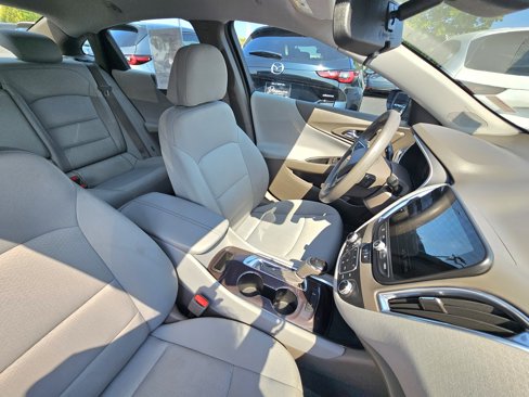 Used 2020 Chevrolet Malibu LT image 6