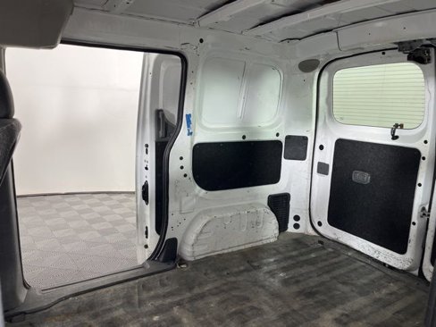 Used 2017 Nissan NV200 SV w/ Technology Package image 38
