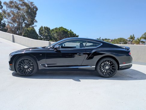 Used 2021 Bentley Continental GT image 5