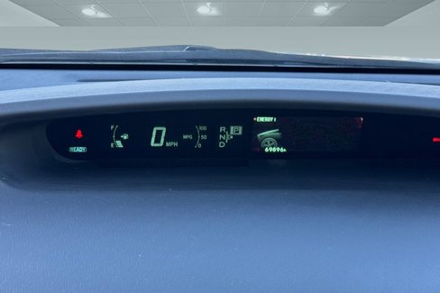 Used 2014 Toyota Prius Two image 18