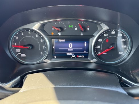 Used 2020 Chevrolet Equinox LT w/ Driver Convenience Package image 14