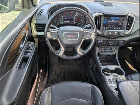 Used 2020 GMC Terrain Denali w/ Denali Premium Package image 10