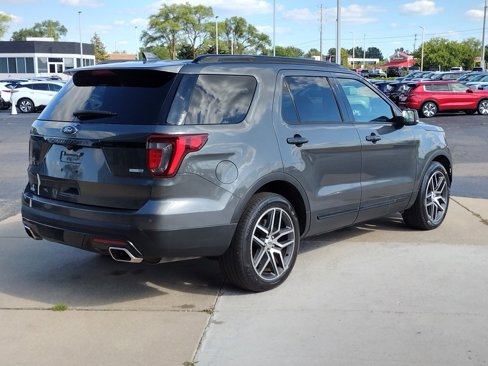 Used 2016 Ford Explorer Sport image 17