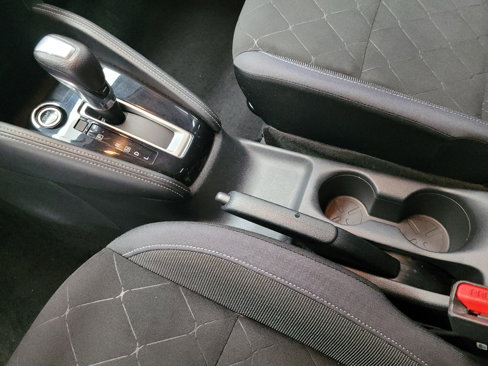 Used 2019 Nissan Kicks S image 26