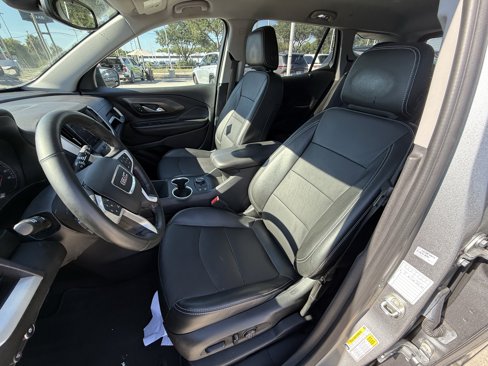 Used 2024 GMC Terrain SLT image 26