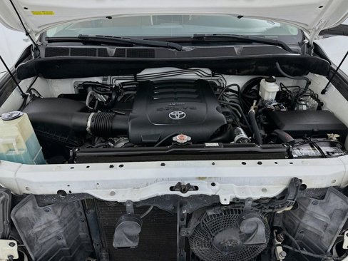 Used 2018 Toyota Sequoia Platinum image 32
