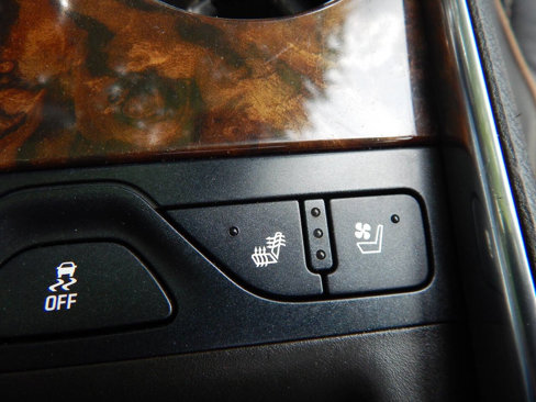 Used 2015 Chevrolet Impala LTZ image 41