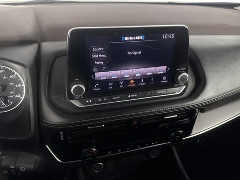 Used 2022 Nissan Rogue SV image 27