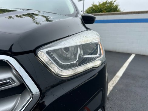 Used 2018 Ford Escape SEL w/ Ford Safe & Smart Package image 9