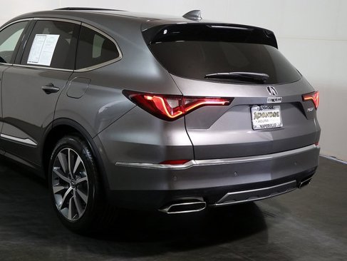 Used 2025 Acura MDX w/ Technology Package image 11