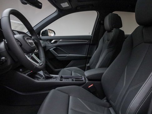 New 2025 Audi Q3 2.0T Premium image 18