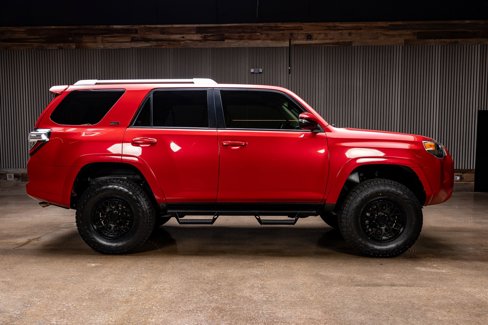 Used 2018 Toyota 4Runner SR5 Premium image 10