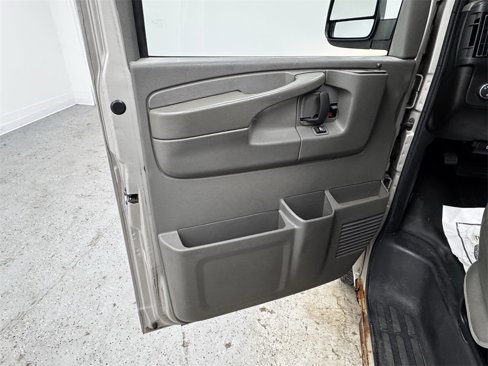 Used 2008 GMC Savana 1500 AWD w/ Power Package image 9