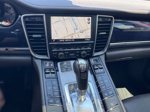 Used 2014 Porsche Panamera image 9