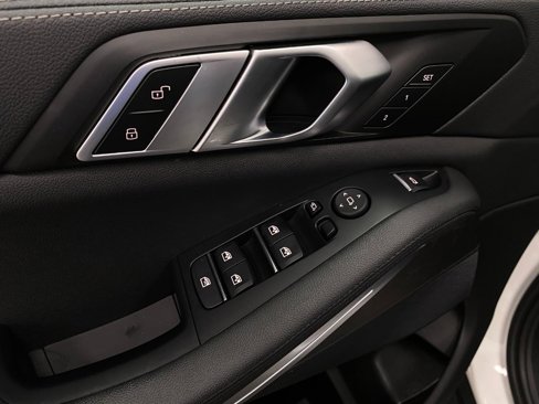 Certified 2022 BMW X5 xDrive40i w/ Climate Comfort Package image 35