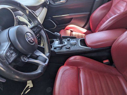 Used 2023 Alfa Romeo Giulia Sprint image 18
