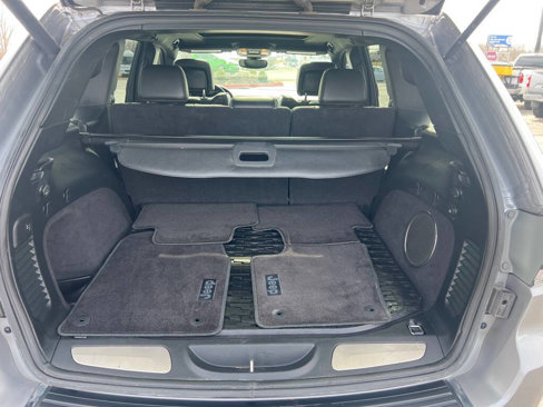 Used 2017 Jeep Grand Cherokee Overland image 8