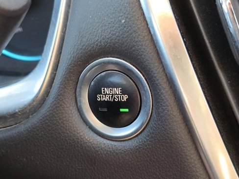 Used 2018 Chevrolet Traverse LT image 8