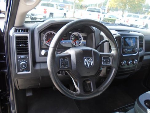 Used 2014 RAM 1500 Express image 21