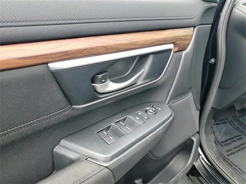 Used 2017 Honda CR-V EX image 13