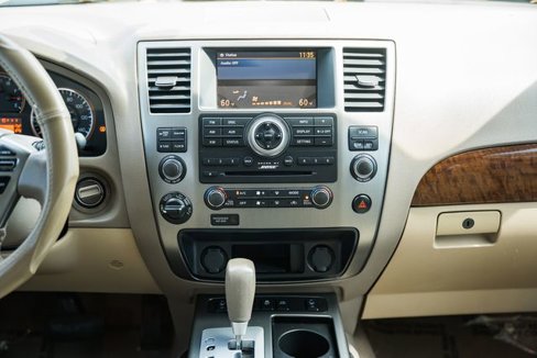 Used 2014 Nissan Armada SL image 24