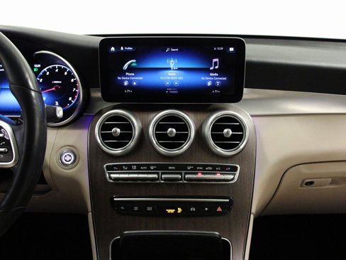 Used 2020 Mercedes-Benz GLC 300 4MATIC image 15