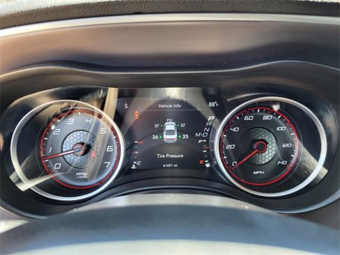 Used 2022 Dodge Charger SXT w/ Leather Interior Group image 3