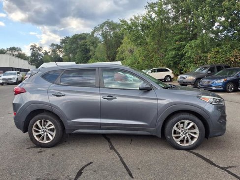 Used 2016 Hyundai Tucson SE image 6