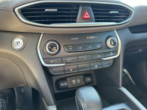Used 2020 Hyundai Santa Fe SEL image 14