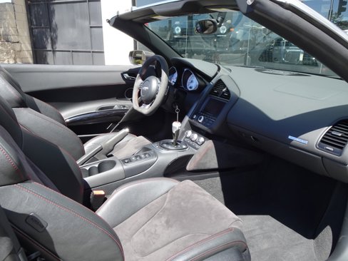 Used 2012 Audi R8 GT image 18