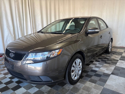 Used 2010 Kia Forte EX w/ Fuel Economy Pkg image 2